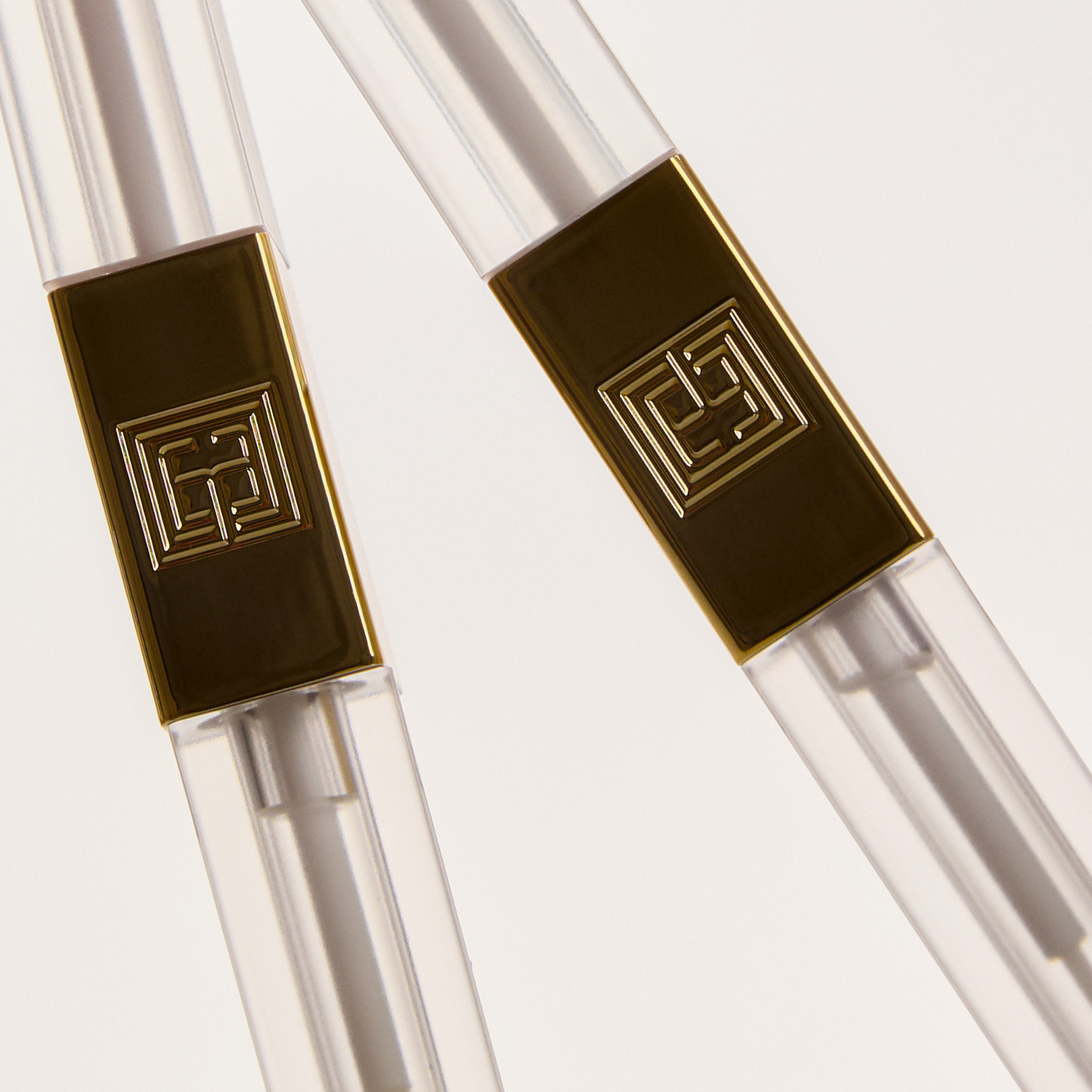 Stylised image of the Multi-Peptide Growth Serum