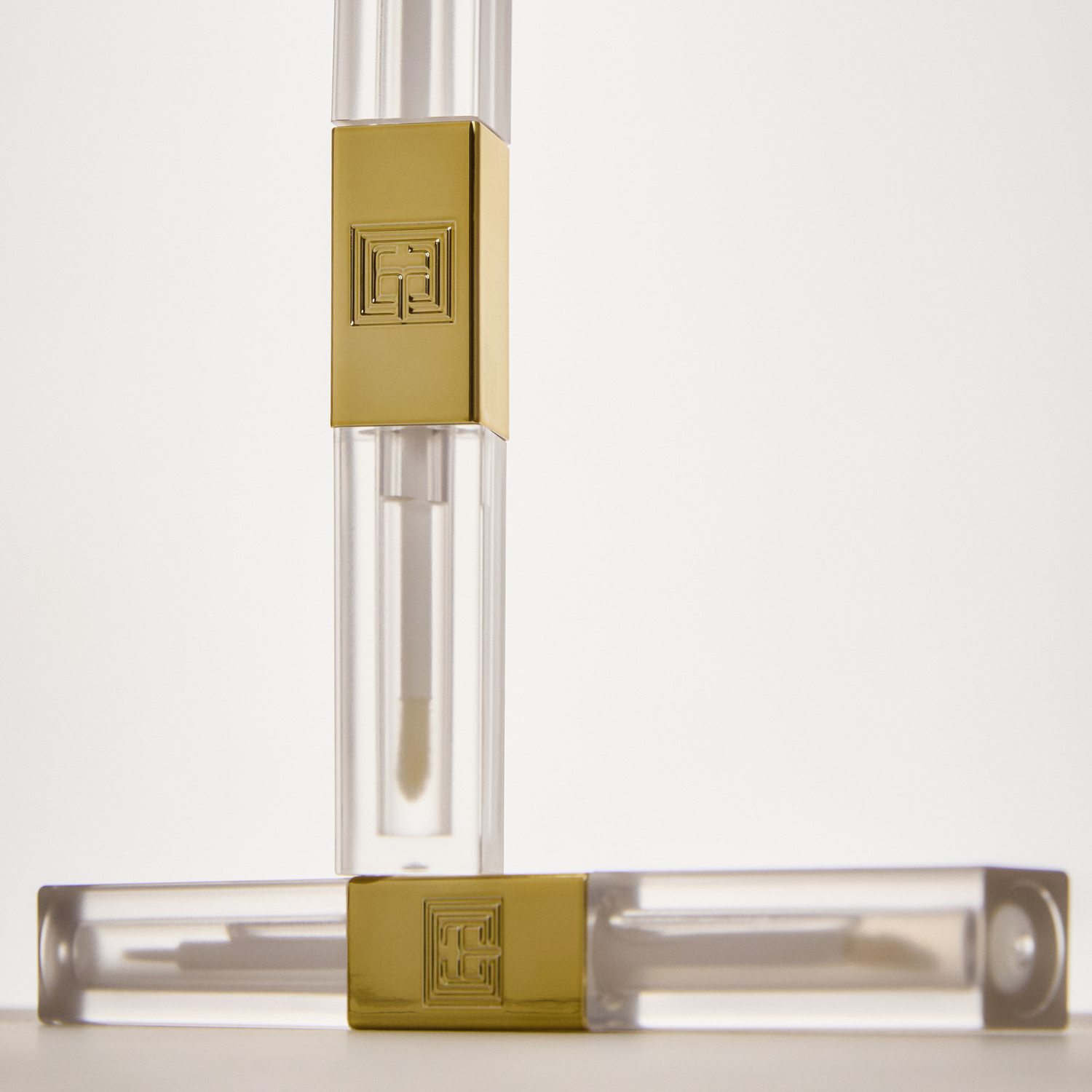 Stylised image of the Multi-Peptide Growth Serum