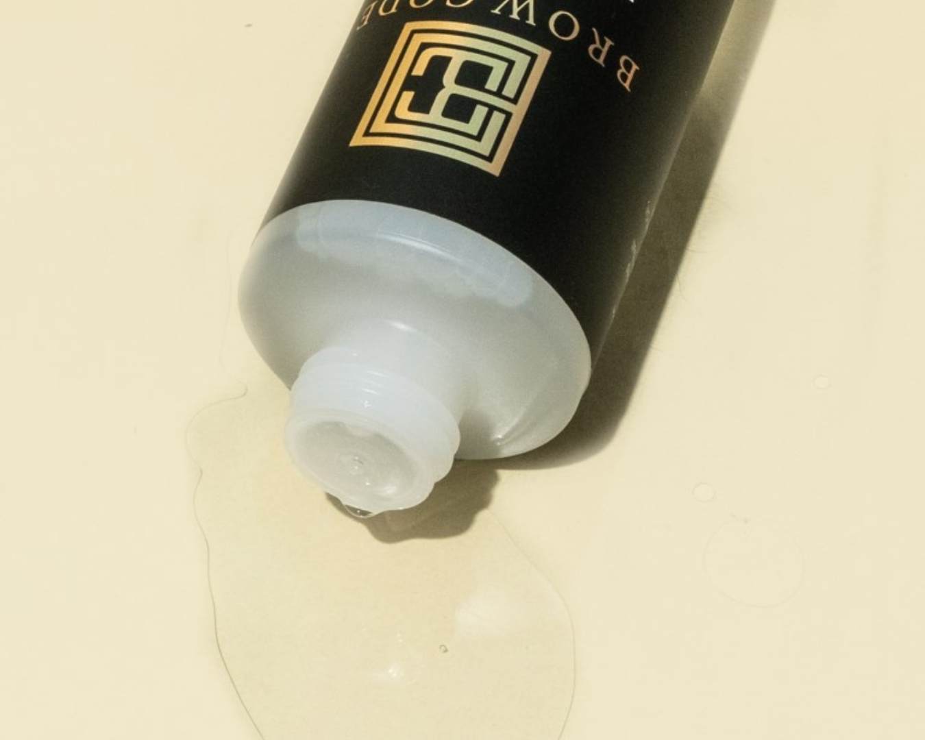 Preparazione delle sopracciglia